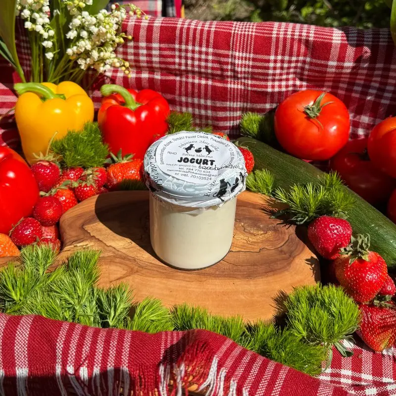 Jogurt z brzoskwiniami 300g